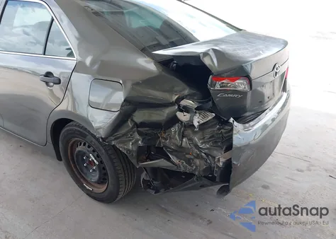 2012 Toyota Camry L z USA, uszkodzony, nr VIN 4T1BF1FKXCU590092